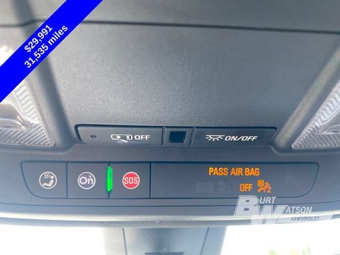 Used 2023 Chevrolet Traverse LT FWD image 29