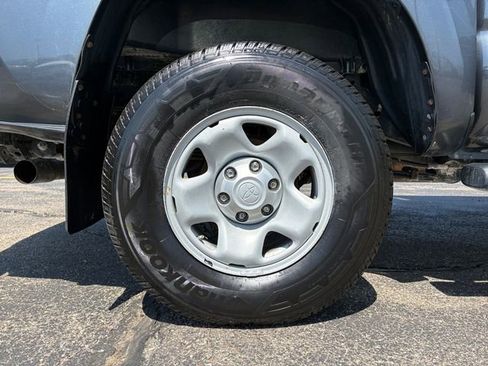 Used 2023 Toyota Tacoma SR AWD/4WD image 19