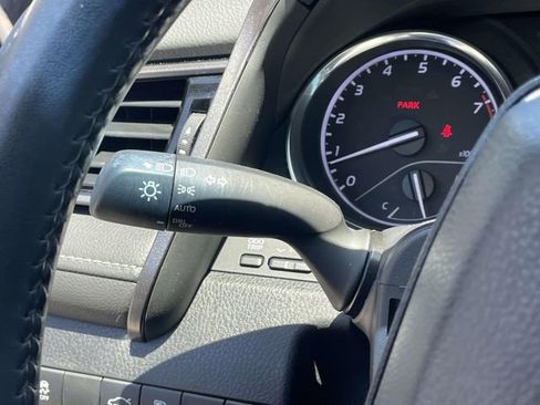 Used 2020 Toyota Camry SE FWD image 20