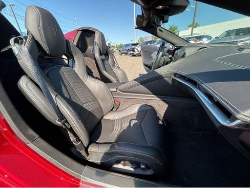 Used 2022 Chevrolet Corvette Stingray Preferred Conv w/ Z51 Performance Package RWD image 6