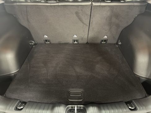 Used 2022 Jeep Compass Latitude image 11