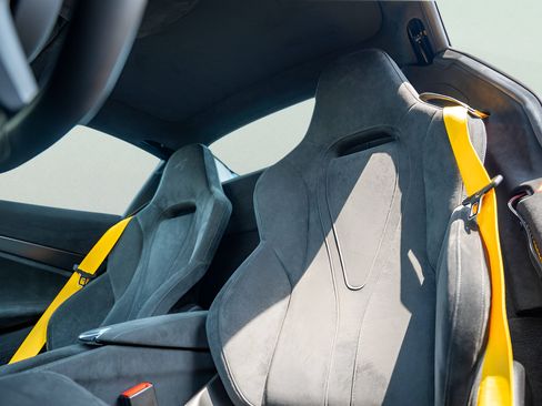 Used 2022 McLaren 720S Spider RWD image 40