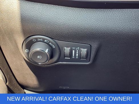 Used 2025 Jeep Compass Limited AWD/4WD image 17