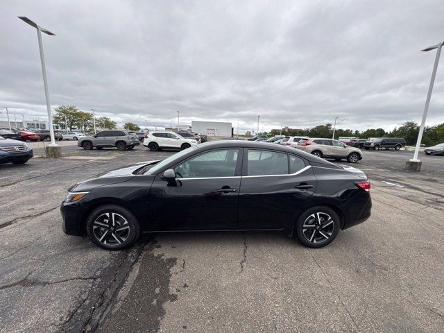 Used 2024 Nissan Sentra SV FWD image 4