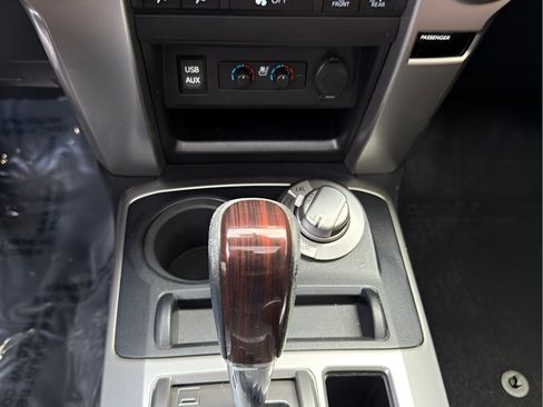 Used 2017 Toyota 4Runner Limited AWD/4WD image 18
