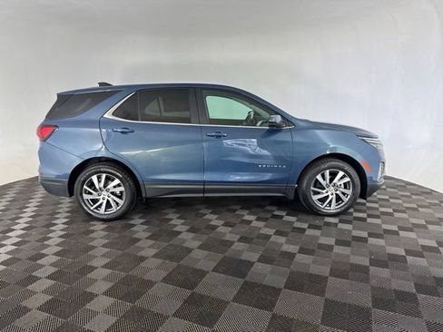 Used 2024 Chevrolet Equinox LT AWD/4WD image 4