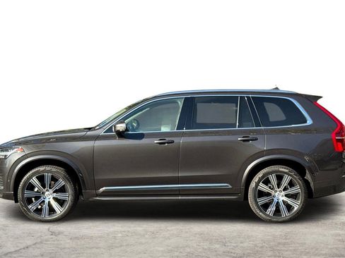 Certified 2025 Volvo XC90 B6 Ultra w/ Protection Package Premier image 5