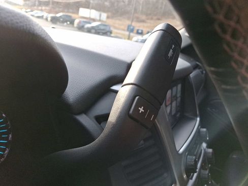 Used 2018 Chevrolet Tahoe LT image 14