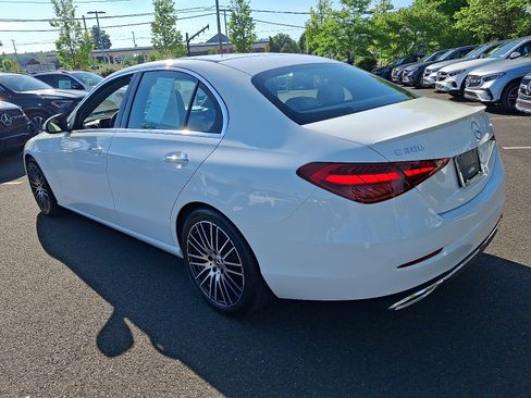 Used 2023 Mercedes-Benz C 300 4MATIC Sedan image 4