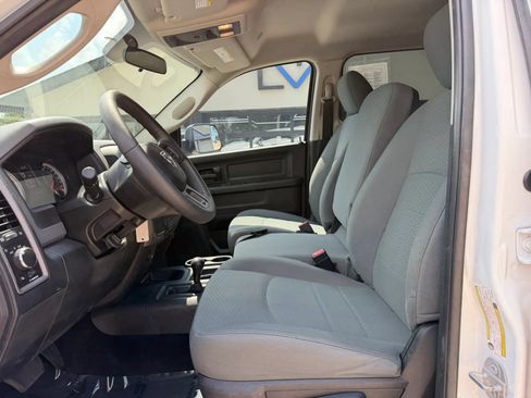 Used 2018 RAM 3500 Tradesman w/ Chrome Appearance Group AWD/4WD image 17