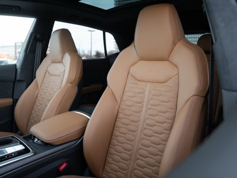 New 2026 Audi RS Q8 performance image 27