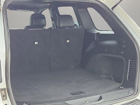 Used 2020 Jeep Grand Cherokee Altitude image 9