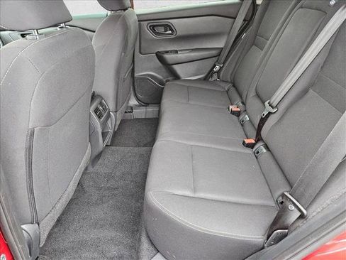 Used 2024 Nissan Rogue S image 16