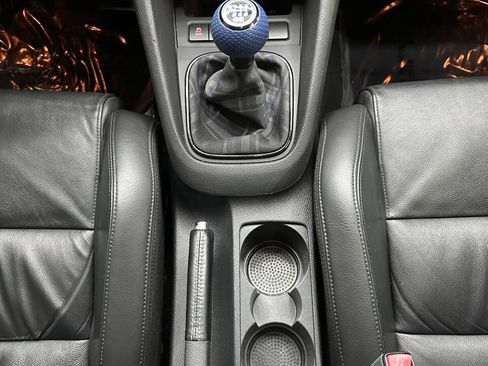 Used 2013 Volkswagen Golf R 4-Door image 27