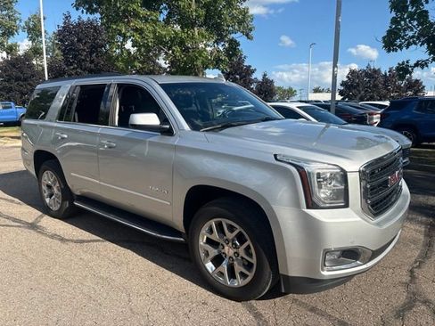 Used 2018 GMC Yukon SLT w/ Open Road Package AWD/4WD image 3