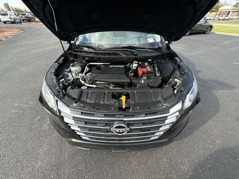 Used 2024 Nissan Rogue SV AWD/4WD image 24