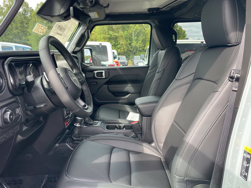 New 2027 Jeep Wrangler Unlimited Rubicon 392 AWD/4WD image 2