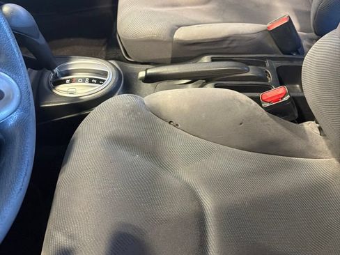 Used 2011 Honda Fit image 9
