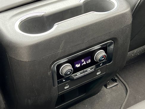 Used 2024 Chevrolet Suburban High Country w/ Premium Package 2 image 44