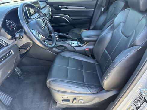 Used 2021 Kia Telluride SX w/ Nightfall Edition Package AWD/4WD image 5