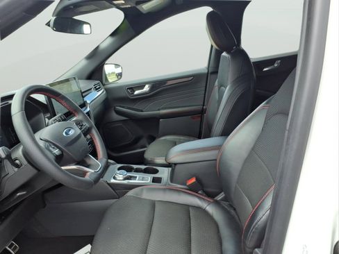 Used 2023 Ford Escape ST-Line w/ Tech Pack #1 FWD image 11