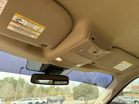 Used 2020 Ford F150 Lariat image 26