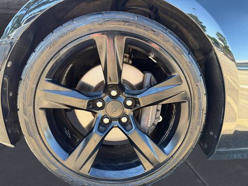 Used 2018 Chevrolet Camaro SS RWD image 14