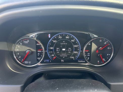 Used 2021 GMC Acadia SLT w/ Elevation Edition image 13