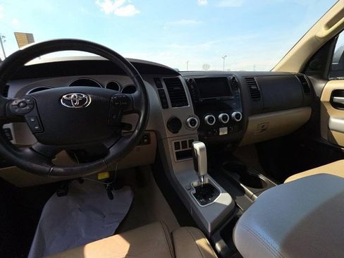 Used 2008 Toyota Sequoia Limited image 9