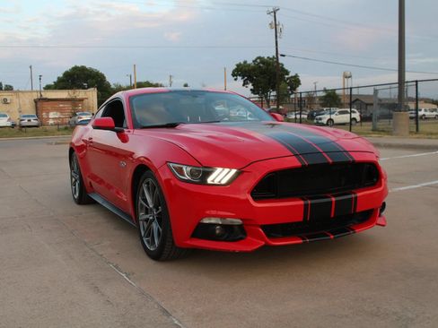 Used 2016 Ford Mustang GT Premium w/ Enhanced Security Package RWD image 4