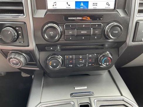 Used 2018 Ford F150 XLT w/ Equipment Group 302A Luxury image 17