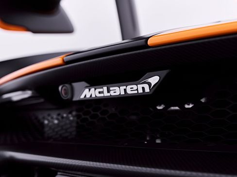 Used 2019 McLaren Senna RWD image 44