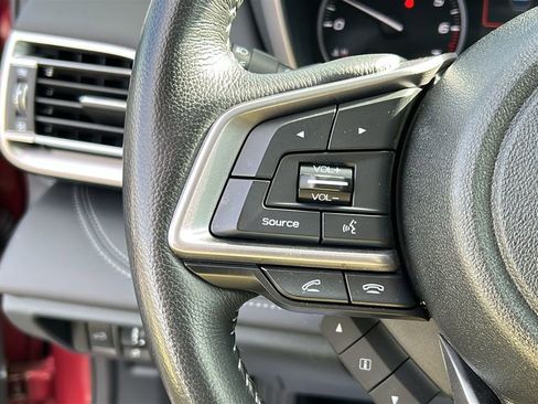 Certified 2022 Subaru Outback Limited image 13