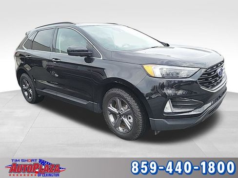 Used 2022 Ford Edge SEL w/ Sport Appearance Package image 3
