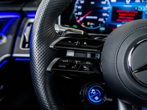 Used 2025 Mercedes-Benz S 63 AMG S w/ AMG Night Package image 50