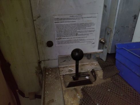 Used 2012 Chevrolet Express 3500 image 17