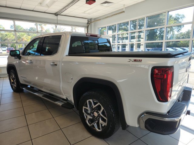 Used 2024 GMC Sierra 1500 SLT w/ SLT Premium Plus Package AWD/4WD image 11