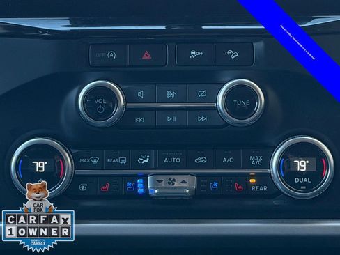 Used 2024 Ford Expedition XLT image 18