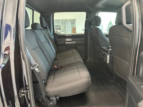 Used 2019 Ford F150 XLT w/ Equipment Group 302A Luxury AWD/4WD image 14