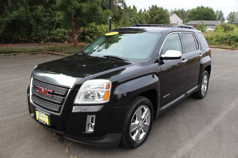 Used 2014 GMC Terrain SLT w/ Chrome Appearance Package AWD/4WD image 2
