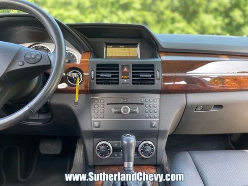 Used 2012 Mercedes-Benz GLK 350 4MATIC image 26