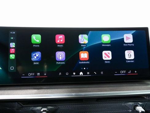 Used 2024 BMW X5 xDrive40i w/ Premium Package image 17