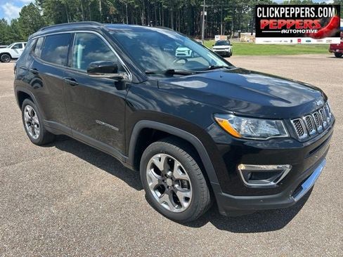 Used 2020 Jeep Compass Limited AWD/4WD image 3