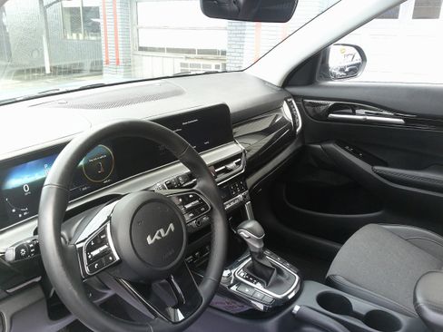 Used 2024 Kia Seltos S AWD/4WD image 21