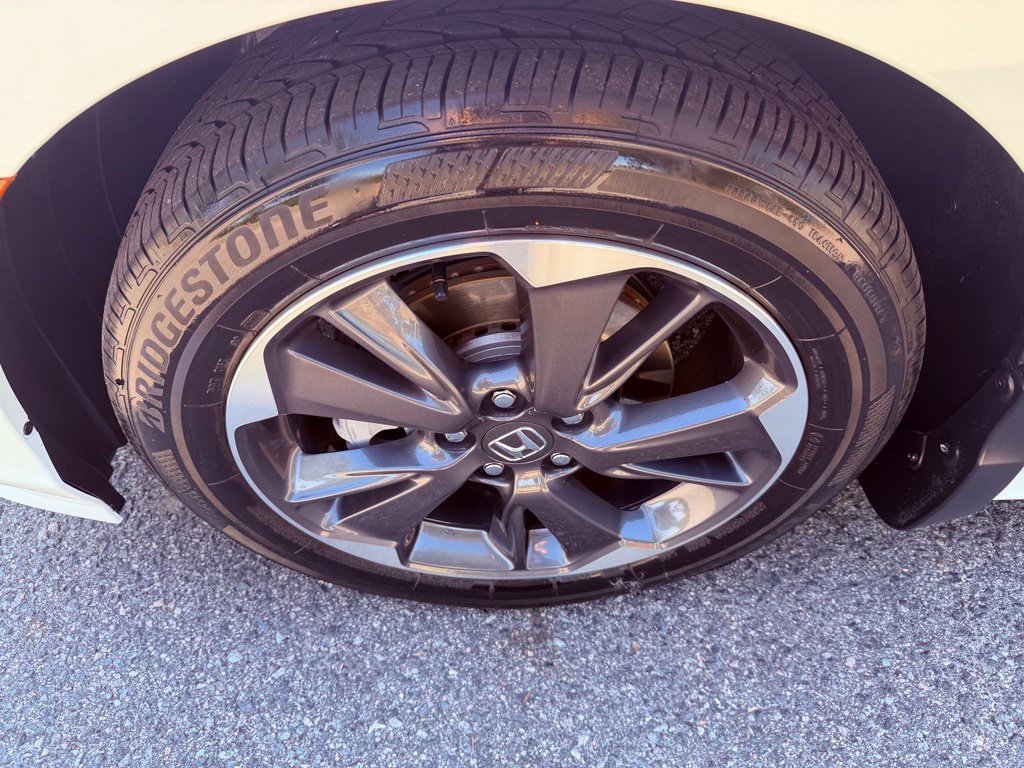Used 2023 Honda Odyssey Elite image 16