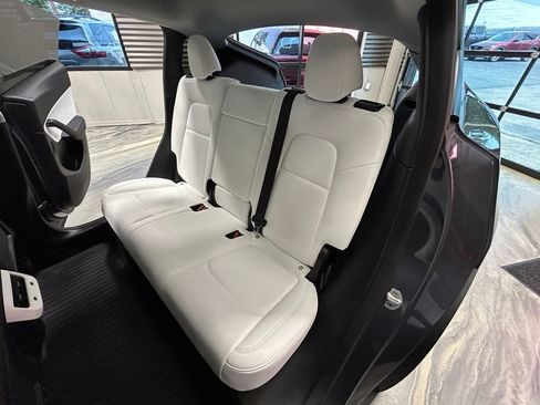 Used 2021 Tesla Model Y Performance AWD/4WD image 6