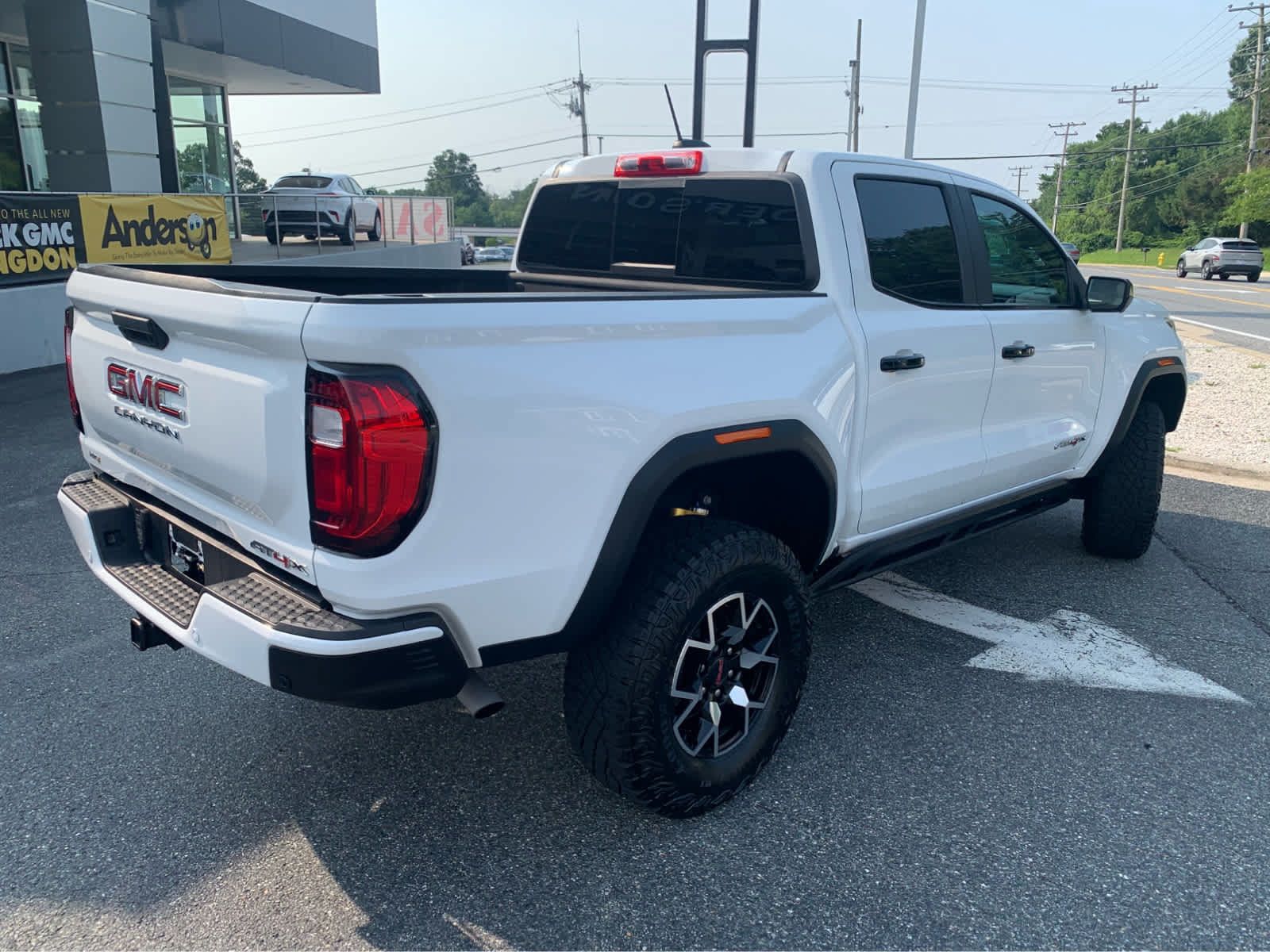Used 2023 GMC Canyon AT4X AWD/4WD image 6