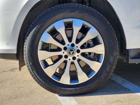 Certified 2018 Mercedes-Benz GLS 450 4MATIC image 12