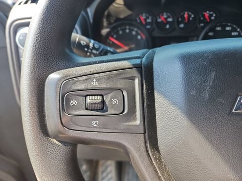 Used 2021 Chevrolet Silverado 1500 Custom AWD/4WD image 15