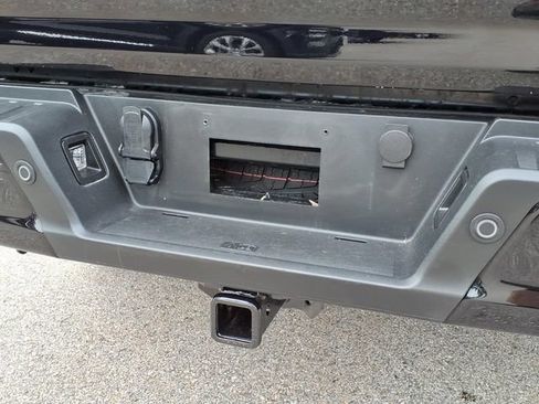 Used 2024 Ford F150 Lariat AWD/4WD image 11